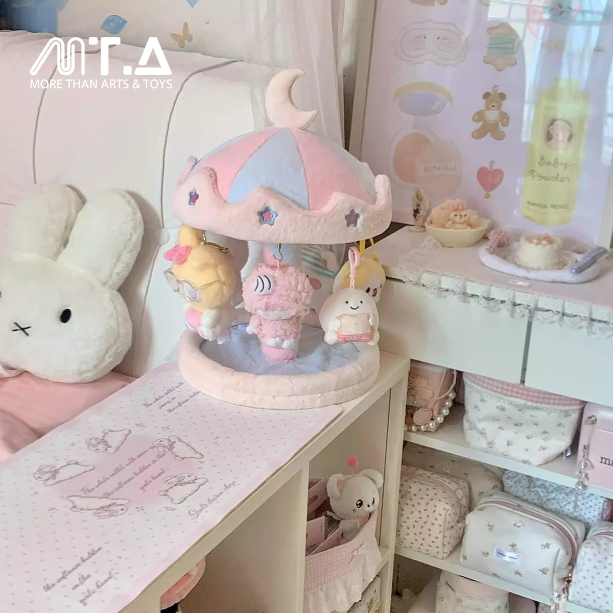 Carousel Plush Charm Storage & Display Stand