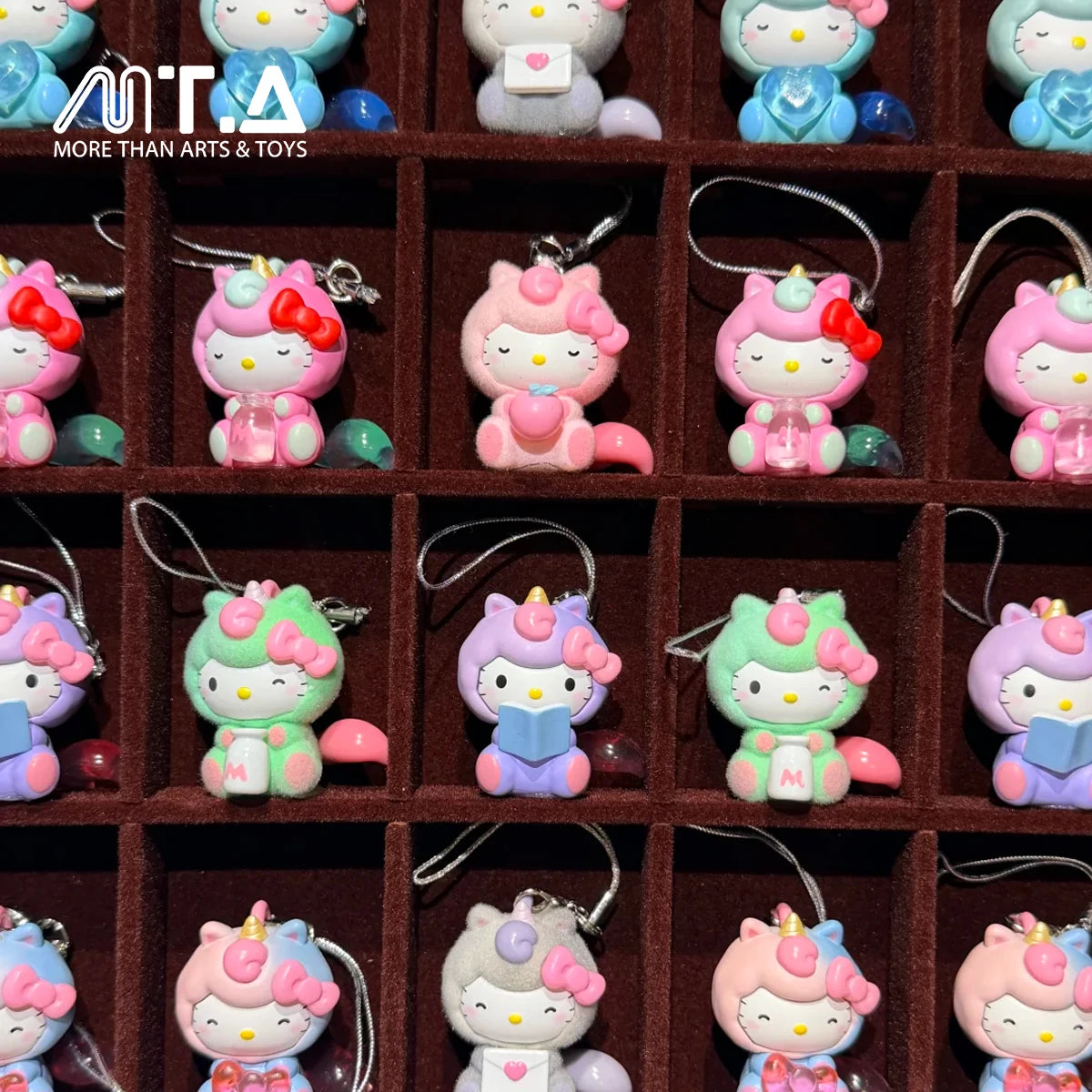 Hello Kitty Fantasy Encounter Series Moetch Bean Blind Bag