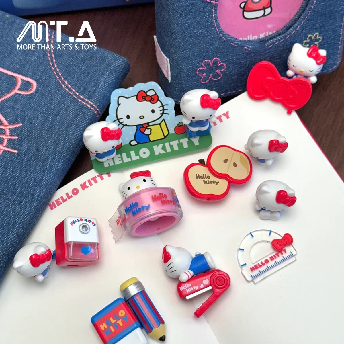 Hello Kitty Quirky Stationery Series Mini Box Micro Blind Box